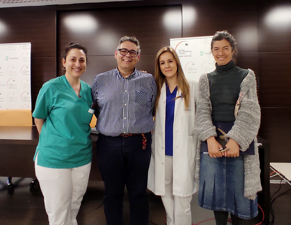 Laura Seco (logopeda del Ceadac), Alberto Oter, Raquel García (Terapeuta ocupacional del Ceadac) y Amor Bize (Neuropsicóloga del Ceadac). Masterclass IA.