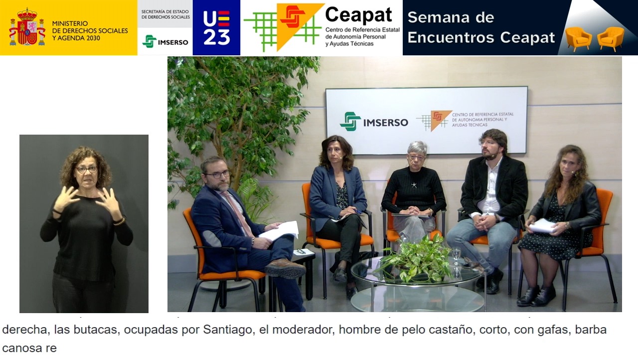 Ponentes del conversatorio asistentes a la mesa1